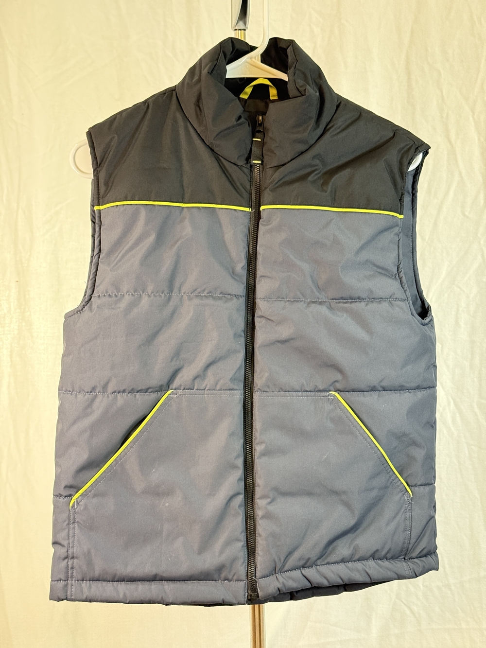 Hawke & Co Youth Black & Gray With Lime Highlights Quilted Puffer Vest sz 8